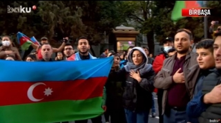  Bakının mərkəzində himn səsləndi   - VİDEO