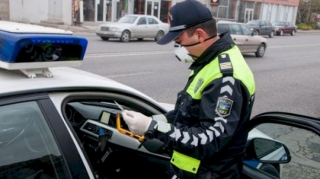 Narkotik çəkib maşın sürəndə SAXLANILDI - FOTO 