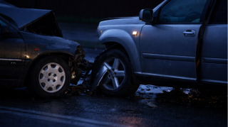 Gəncədə iki avtomobil toqquşdu: Yaralılar var 