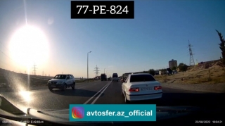 Sükan arxasında təsbeh çevirib "hoqqa verən" sürücü   - VİDEO