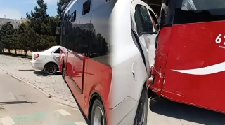 Paytaxtda marşrut avtobusu ilə avtomobil toqquşub - VİDEO 