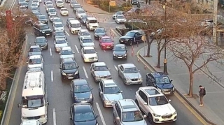 Hazırda bu yollarda SIXLIQ VAR - SİYAHI