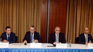 Taksi xidməti sahəsində tənzimləmə zəifdir - Nazir müavini 