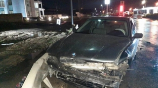 Qaradağda sürücü qəza törətdi, xəsarət alanlar var 