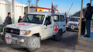 BQXK-nın 7 avtomobili Xankəndidən Laçın istiqamətinə keçib