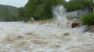 Bəzi çaylardan sel keçəcək 