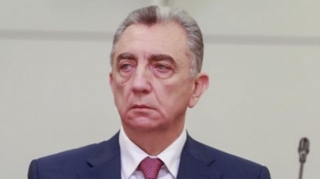 Eldar Əzizov:   "Uşaq bağçaları açılmayacaq"