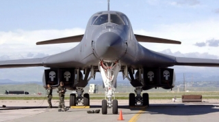ABŞ İngiltərəyə dörd ədəd "B-1" bombardmançı təyyarə göndərib 