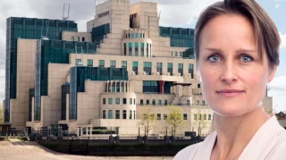 MI6-nın rəhbəri ilk dəfə qadın olub 