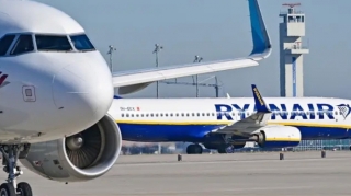 “Ryanair” aviaşirkəti Berlin aeroportunda fəaliyyətini məhdudlaşdırır 