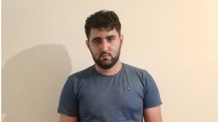 "Televiziya əməkdaşıyam"  deyərək pul tələb edən şəxs saxlanılıb  - FOTO