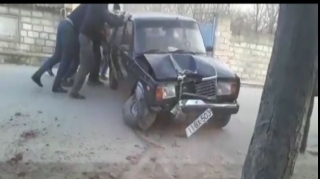 Beyləqanda avtomobil qaz xəttini zədələyib  - VİDEO