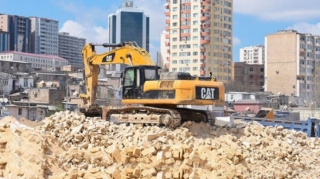 Pay torpaqlarında tikilən evlər söküləcək - VİDEO 