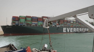 Nəqliyyat kollapsı səbəbindən dəniz daşımalarının qiyməti dəfələrlə artıb