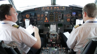 Azərbaycanda aviasiya sahəsində işləyənlərin sayı azalıb 