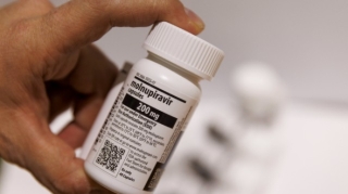 COVID-19-a qarşı istifadə edilən bu dərman virus mutasiyalarına səbəb ola bilər 