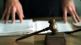 Məhkəmə işi:  "Hoteldə qızlarla qalarkən basqın edib bizi MTN-ə aparıblar"