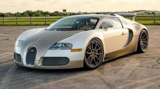 Bugatti Veyron  в очень редком цвете кузова продают за 1,6 млн долларов  - ФОТО
