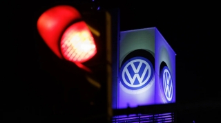 Avtomobil nəhəngində təhlükə siqnalı: "Volkswagen" strategiyasını dəyişir 