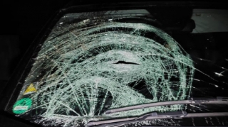 Bakıda avtomobil yeniyetməni vuraraq ağır vəziyyətə salıb 