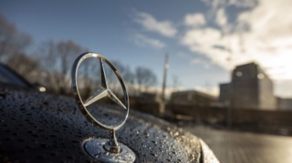 Mercedes-Benz отзывает 250 000 автомобилей во всем мире из-за проблем с предохранителями
