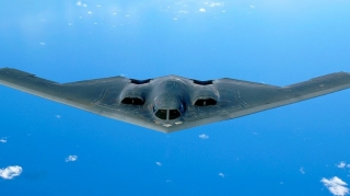 ABŞ-ın bombardmançı təyyarəsi tarixdə ilk dəfə Polşaya gəlib 