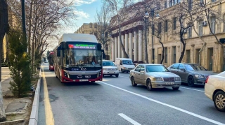 Avtobuslar zolaqlarından kənara çıxsa, cərimələnə bilərmi? - AÇIQLAMA - FOTO 