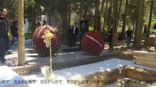 Prezident və xanımı Aleksandr Atanın dəfn mərasiminə əklil göndərib