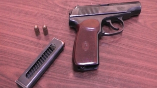 Gəncə sakinində silah aşkarlanıb  - FOTO