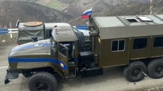 Xankəndi-Laçın yolunda sülhməramlıların avtomobilləri maneəsiz keçib