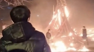 Sumqayıtdakı tonqal belə partladı - VİDEO 