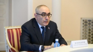 İlham Əliyev baş konsulu geri çağırdı