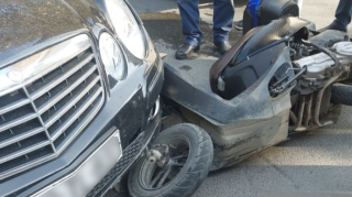 Ağstafada motosikletlə avtomobil toqquşdu: ölən və xəsarət alanlar var   - YENİLƏNİB