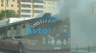 “BakuBus” avtobusu niyə tüstüləyib? -  RƏSMİ AÇIQLAMA  - VİDEO - YENİLƏNİB 