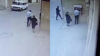 Şirvanda kişi kömək etdiyi qadını soydu - ANBAAN VİDEO 