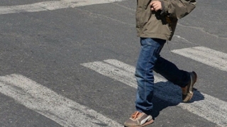 Xırdalanda motosiklet piyadanı vurdu