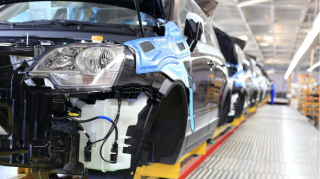 Böyük Britaniyada avtomobil istehsalı kəskin azaldı 