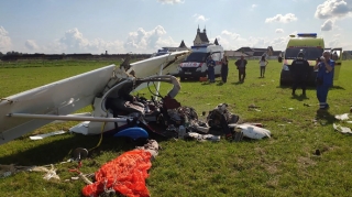 В России самолет совершил жесткую посадку: пилот погиб 