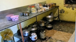 Antisanitar vəziyyətdə olan kafe bağlandı - FOTO 