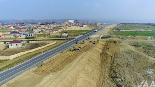 Pirşağı-Novxanı-Xırdalan-M4 yolunun tikintisi bərpa olunub  - VİDEO