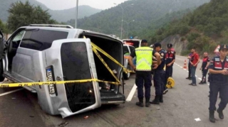 Türkiyədə avtobus qəzası: Ölən və yaralananlar var - FOTO 