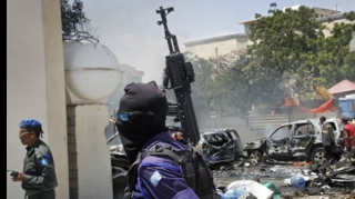 Somalidə silahlı şəxslər parlamentin iclasına mane oldu