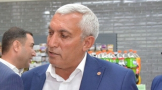 “Qayalı”nın sahibinin ailəsinə qarşı 600 MİNLİK ŞANTAJ - Həbs olunan var