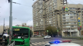 Rusiyada avtobus qəzasında 11 nəfər yaralanıb 