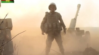 Mərdanə duruşu ilə yaddaşda qalan topçu Vüsal indi haradadır?  - FOTO