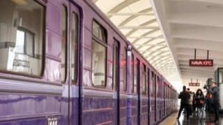 Bakı metrosunda qatarda nasazlıq yarandı, gecikmə oldu 