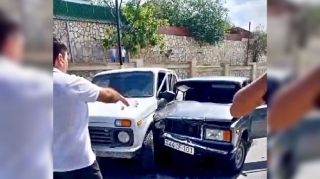 Şamaxıda qəza: “Niva” “07” ilə toqquşdu  - ANBAAN VİDEO