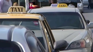 Таксистам в Азербайджане придется перекрасить автомобили в красный или белый? - ОТВЕЧАЕТ ЭКСПЕРТ 