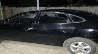 Uşağın başı maşının pəncərəsində qaldı, boğulub öldü 