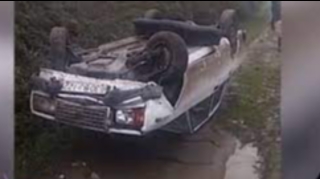 Yevlaxda sürücü avtomobili aşırıb, 1 yaşlı oğlu ölüb 